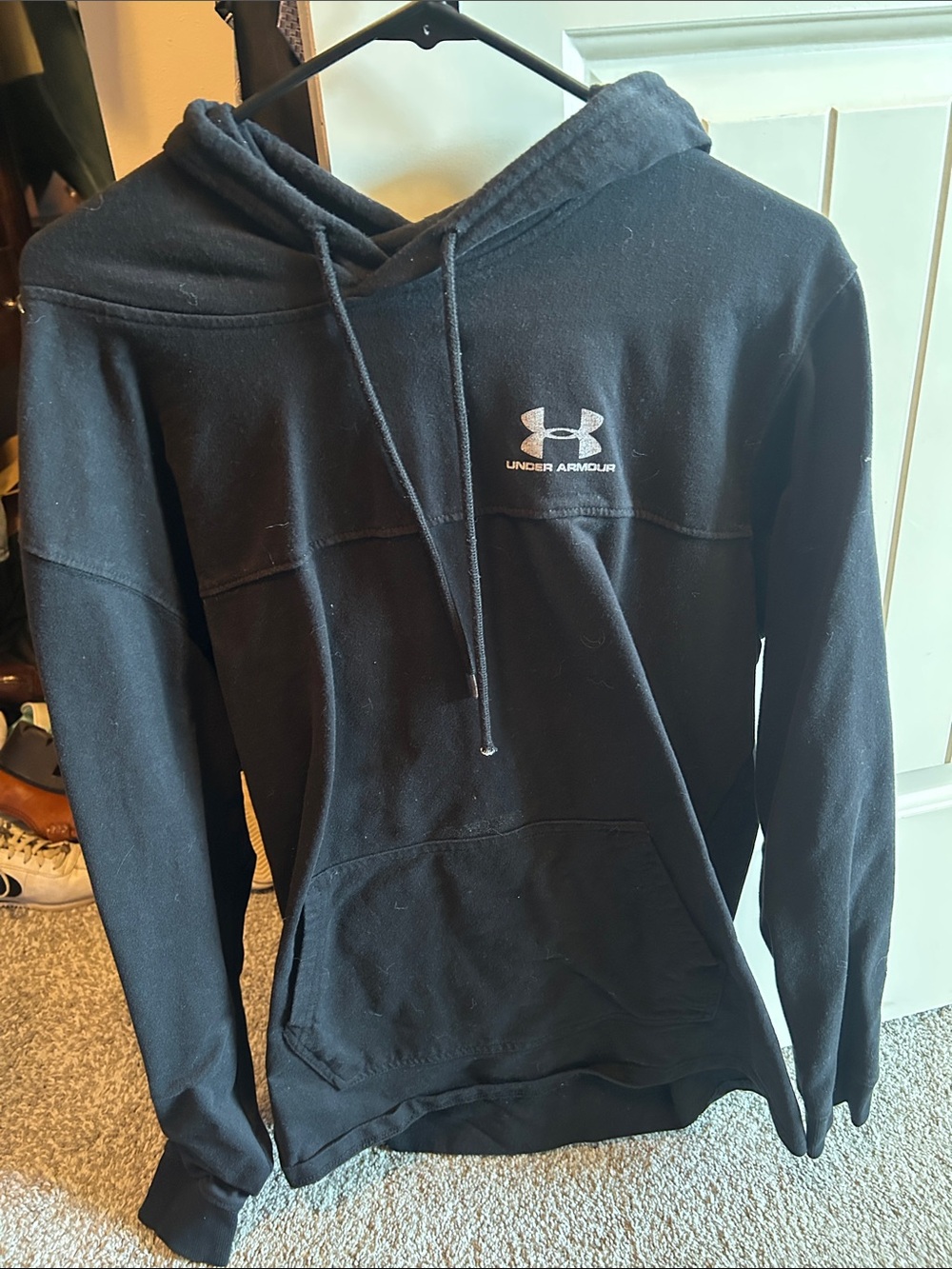 Under Armour Men’s Black Hoodie Sweatshirt (Light)